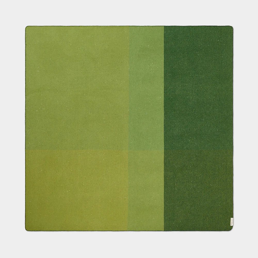 Highland Blanket in Moss - Image 3