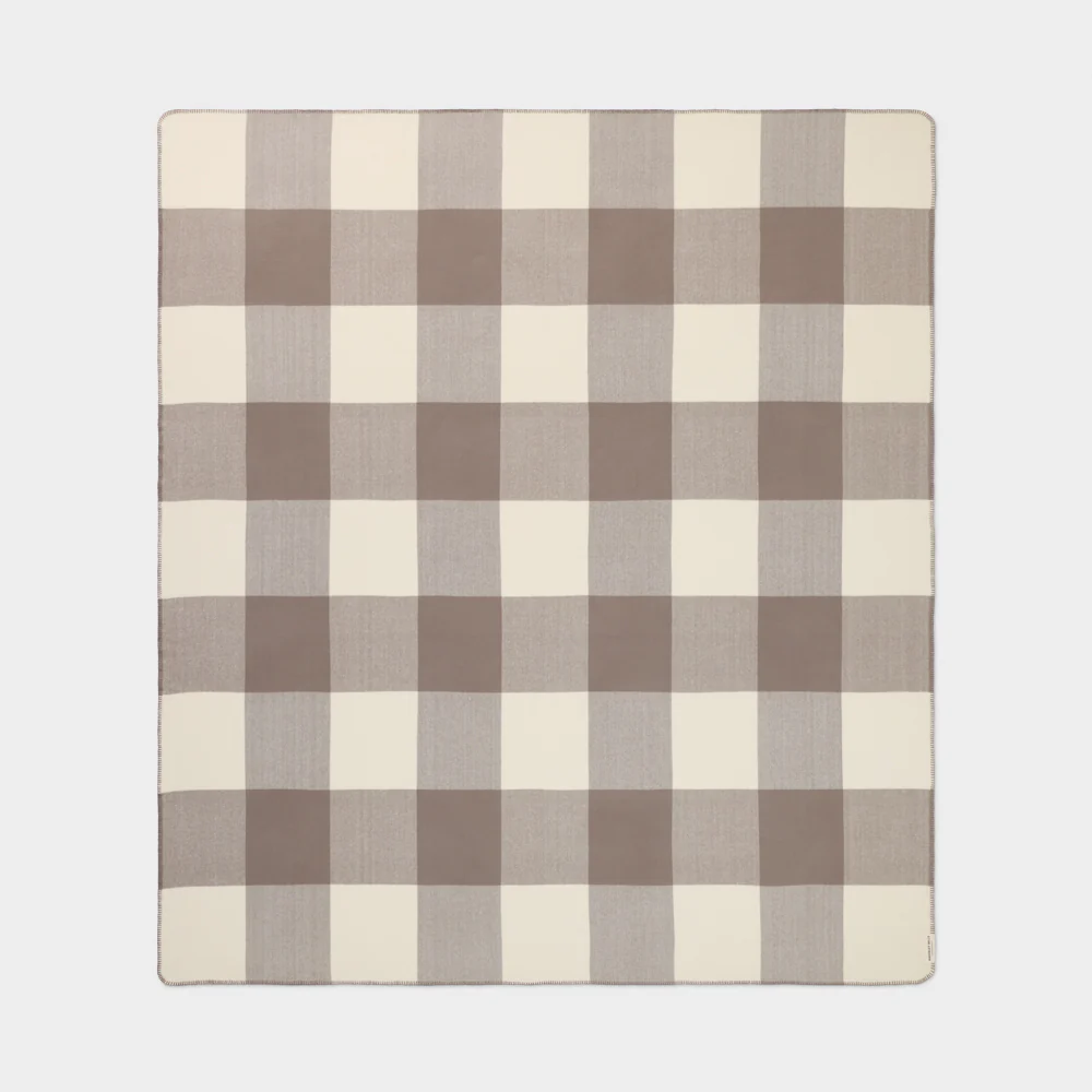 Smith's Lane Blanket in Atmosphere Check | King/Queen - Image 3