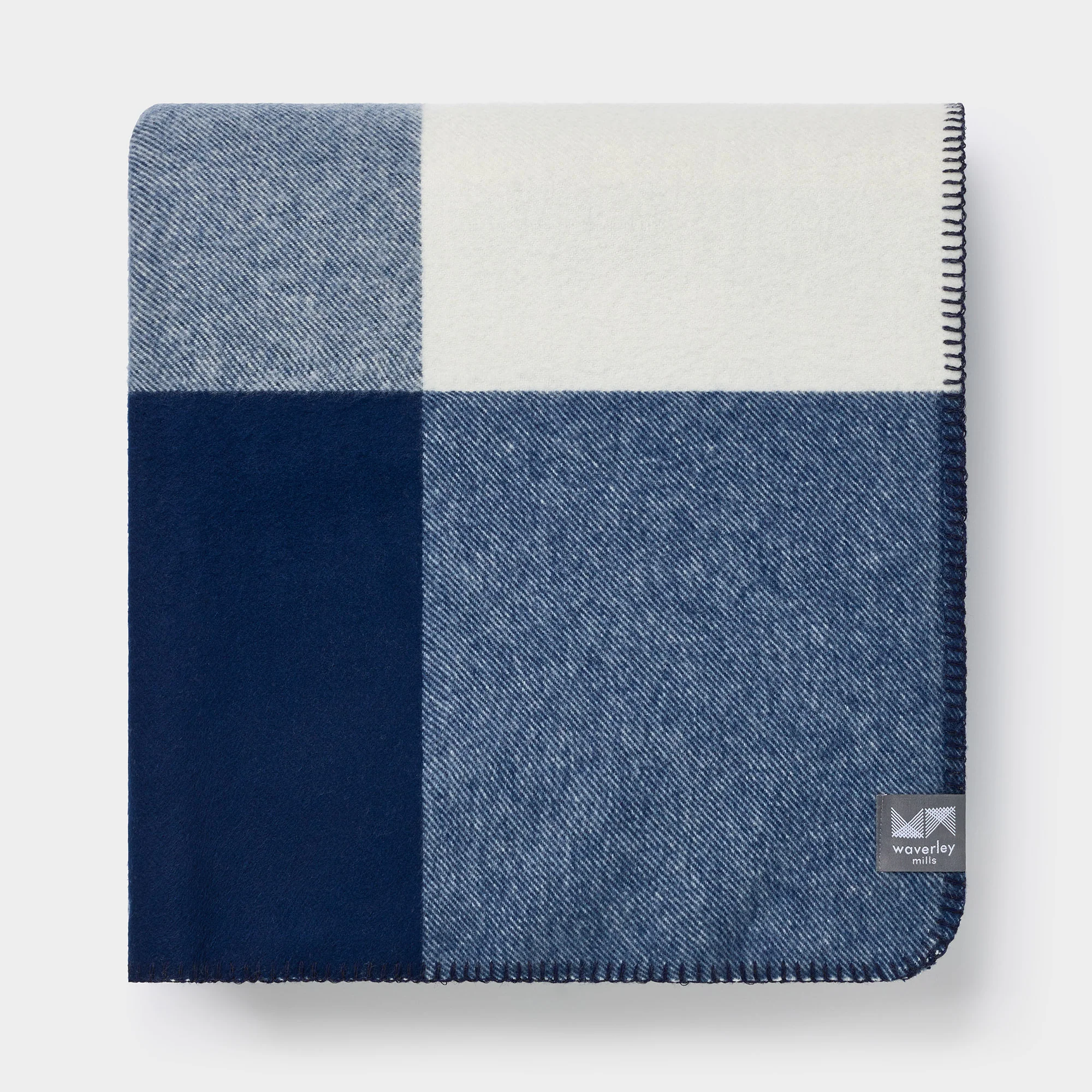 Smith's Lane Blanket in Eclipse Check | King/Queen - Image 4