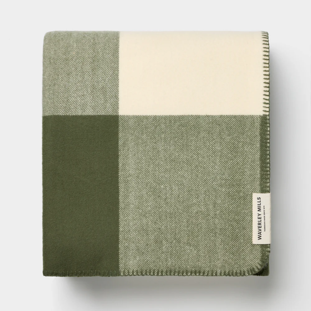 Smith's Lane Blanket in Olive Check | King/Queen - Image 4