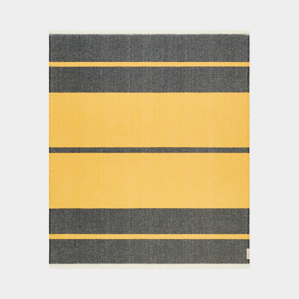 Supporter Throw in Black & Gold - Image 3